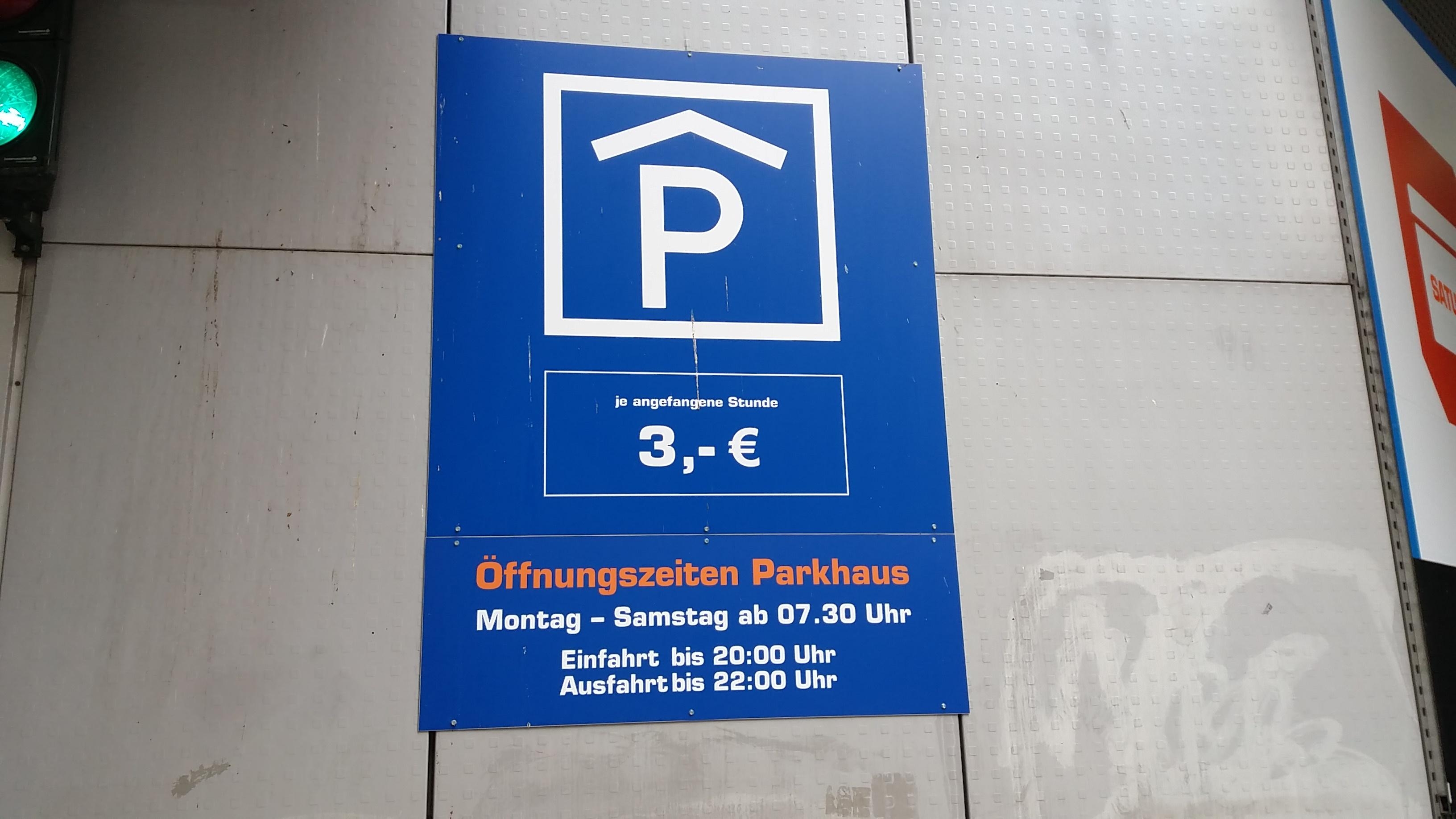 Was Kostet Parken Bei Saturn In Hamburg
