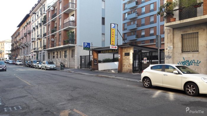 Via Melzo, 4-8 Garage - Parking in Milano | ParkMe