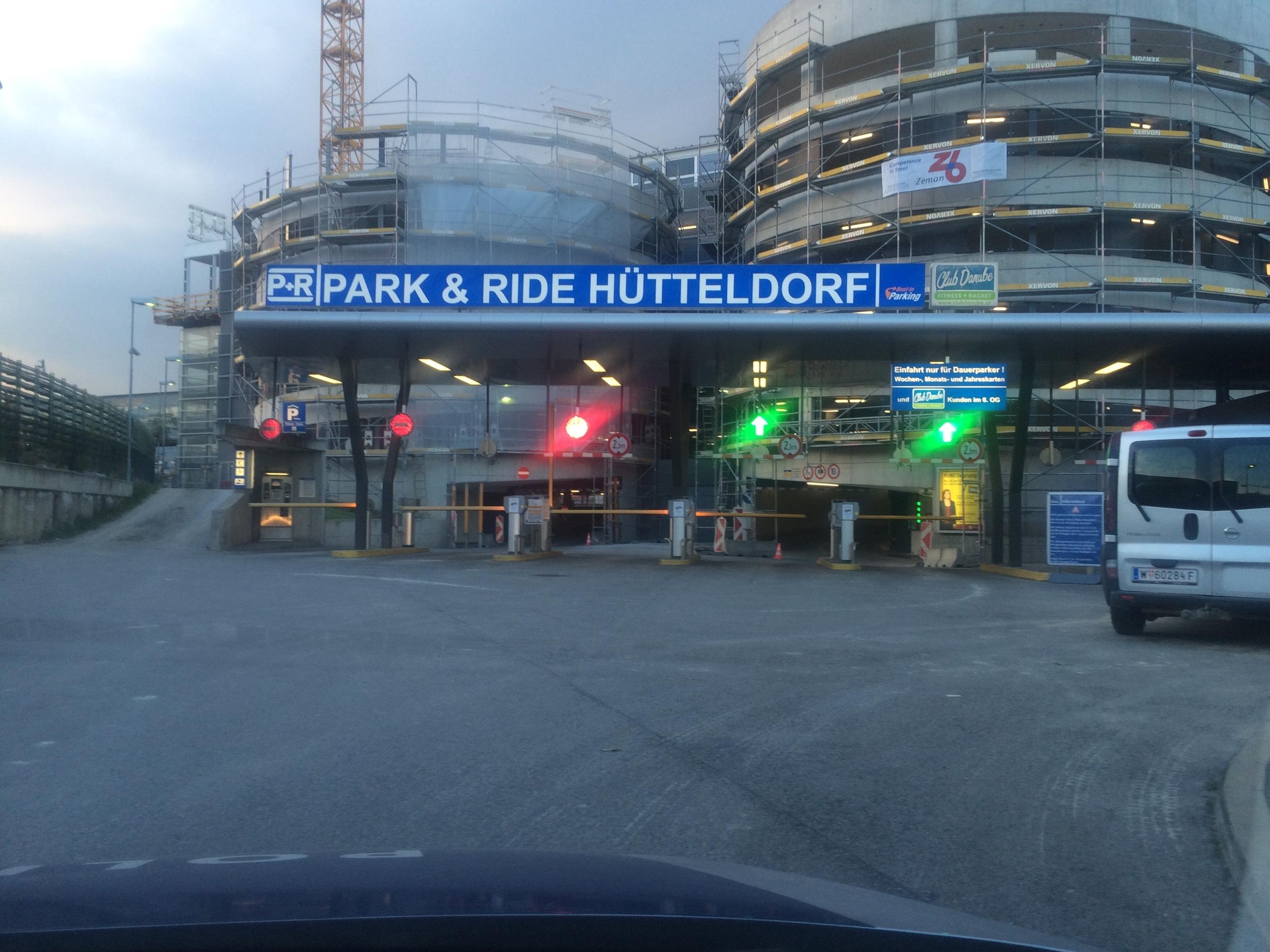 P+R Hütteldorf Parking in Wien ParkMe