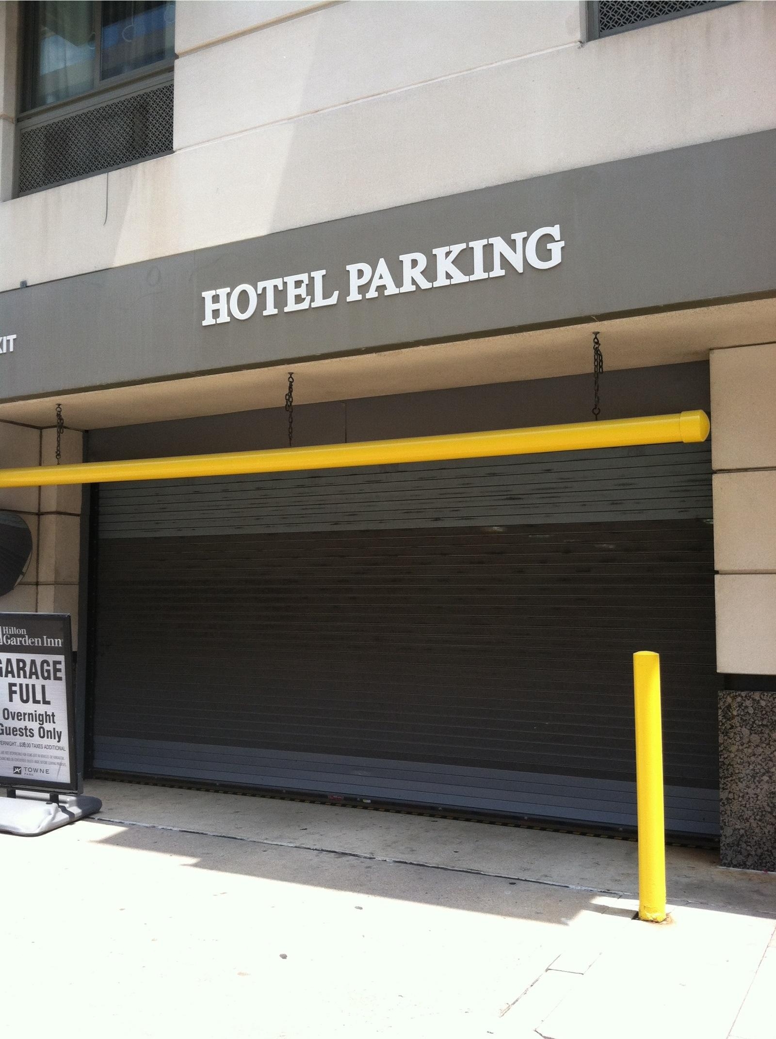 Hilton Garden Inn Parking in Washington ParkMe