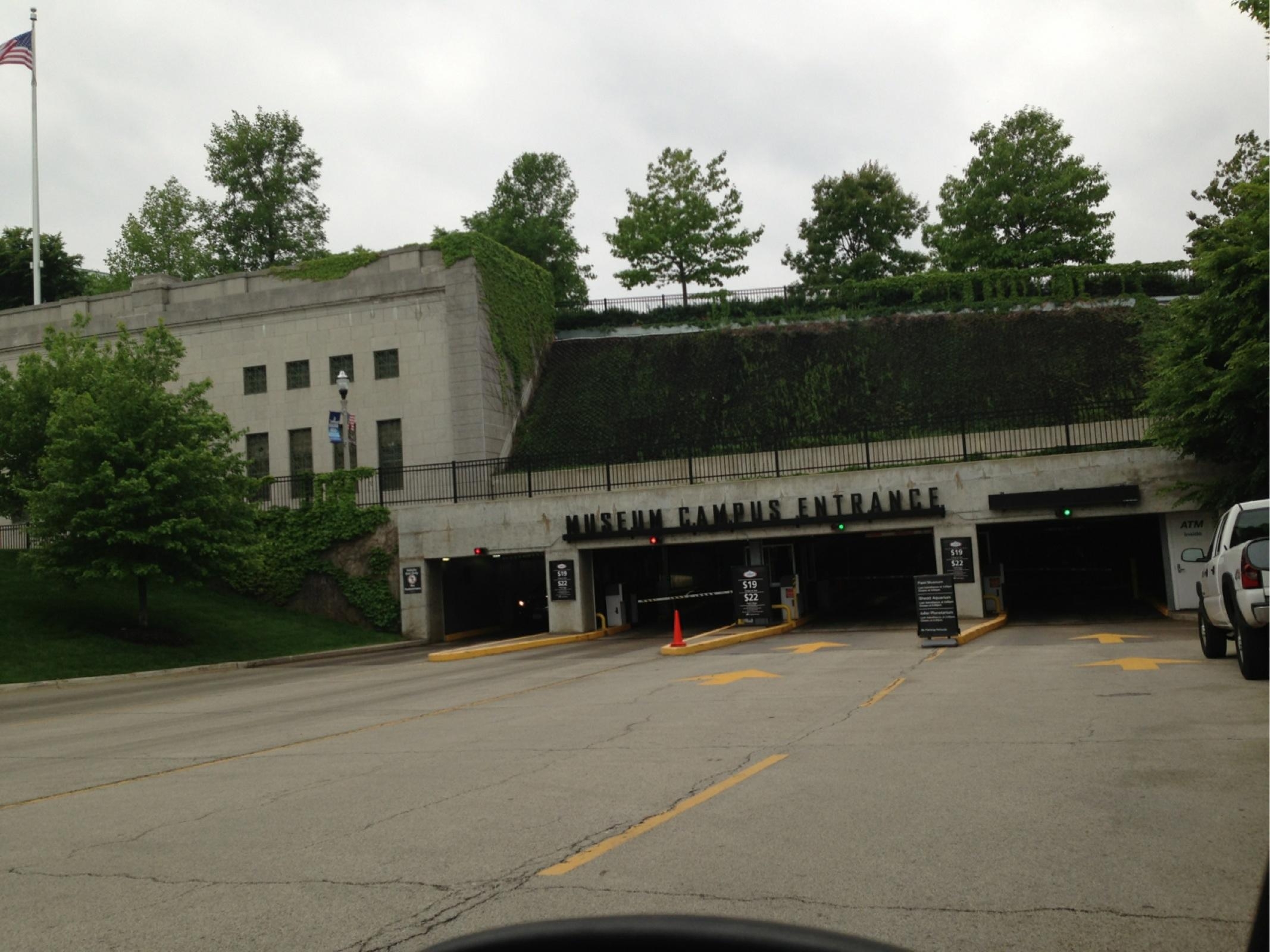 Soldier Field North Garage Parkovka V Chicago Parkme