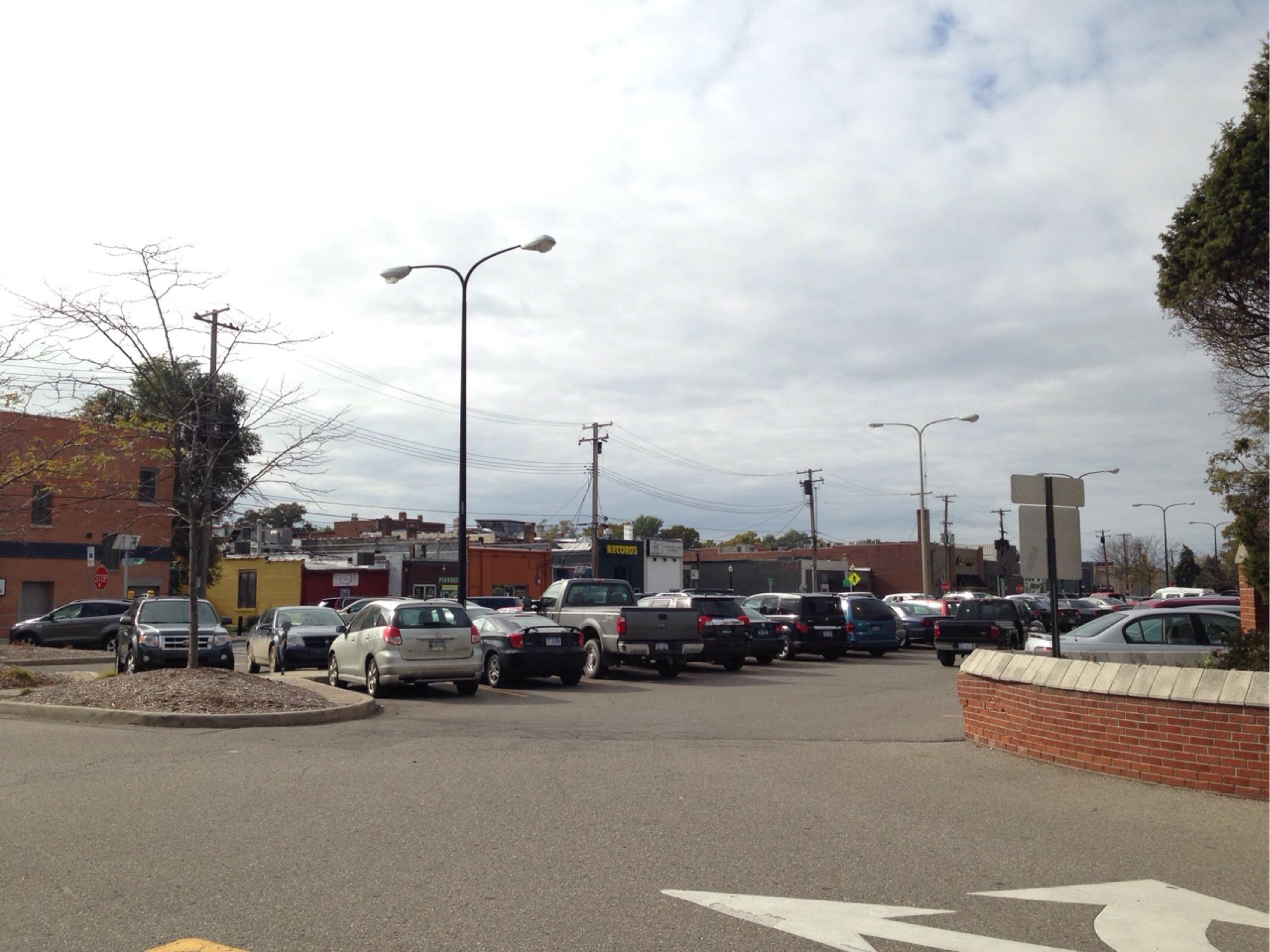 Lot 3 Parking in Ferndale ParkMe