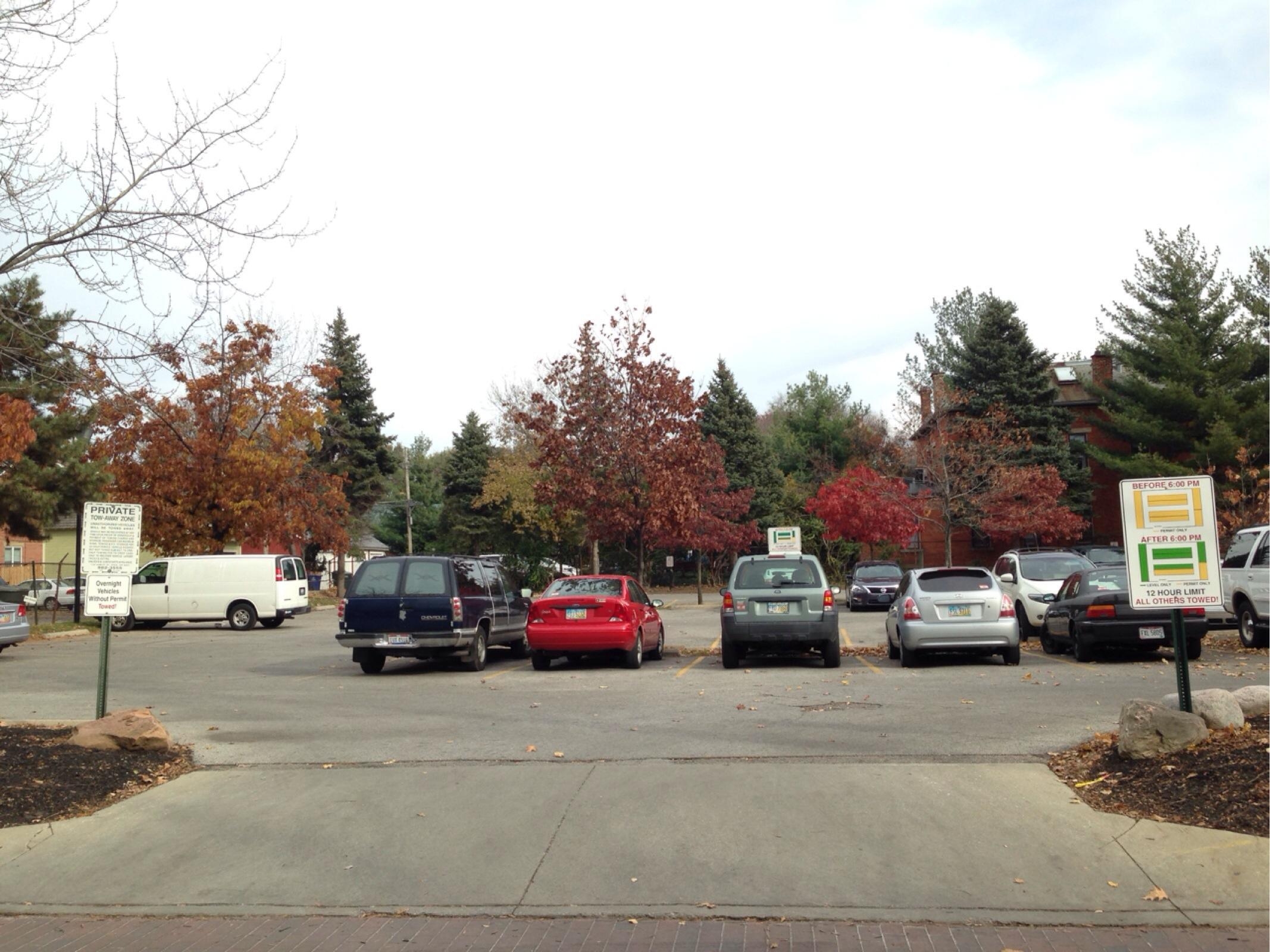 724 N Pearl St Parking Parking in Columbus ParkMe