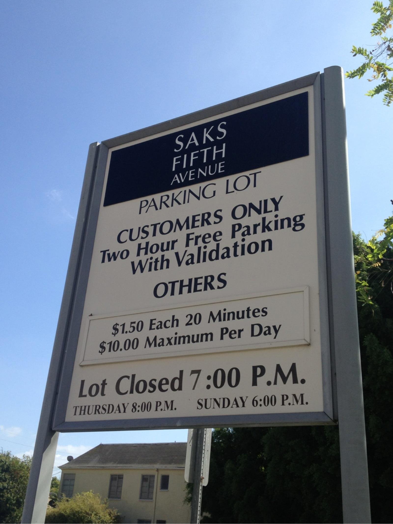 Saks Fifth Avenue - Parking in Beverly Hills