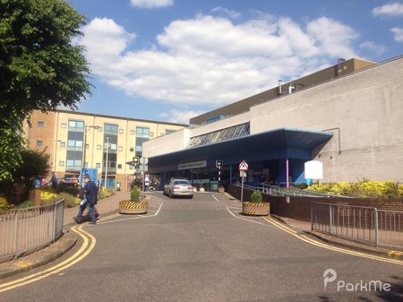 croydon hospital university london parking map parkme lot