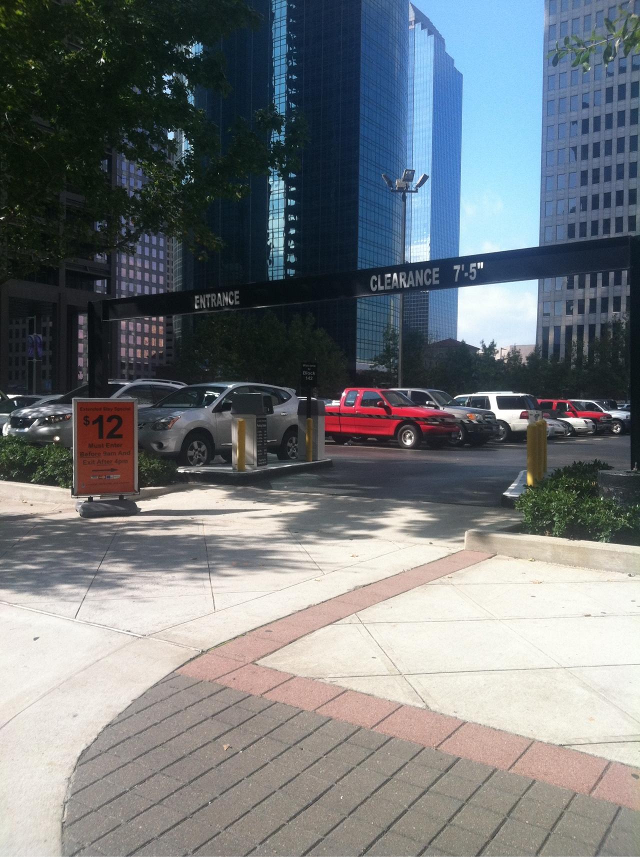 726 Walker St Parking Parking in Houston ParkMe