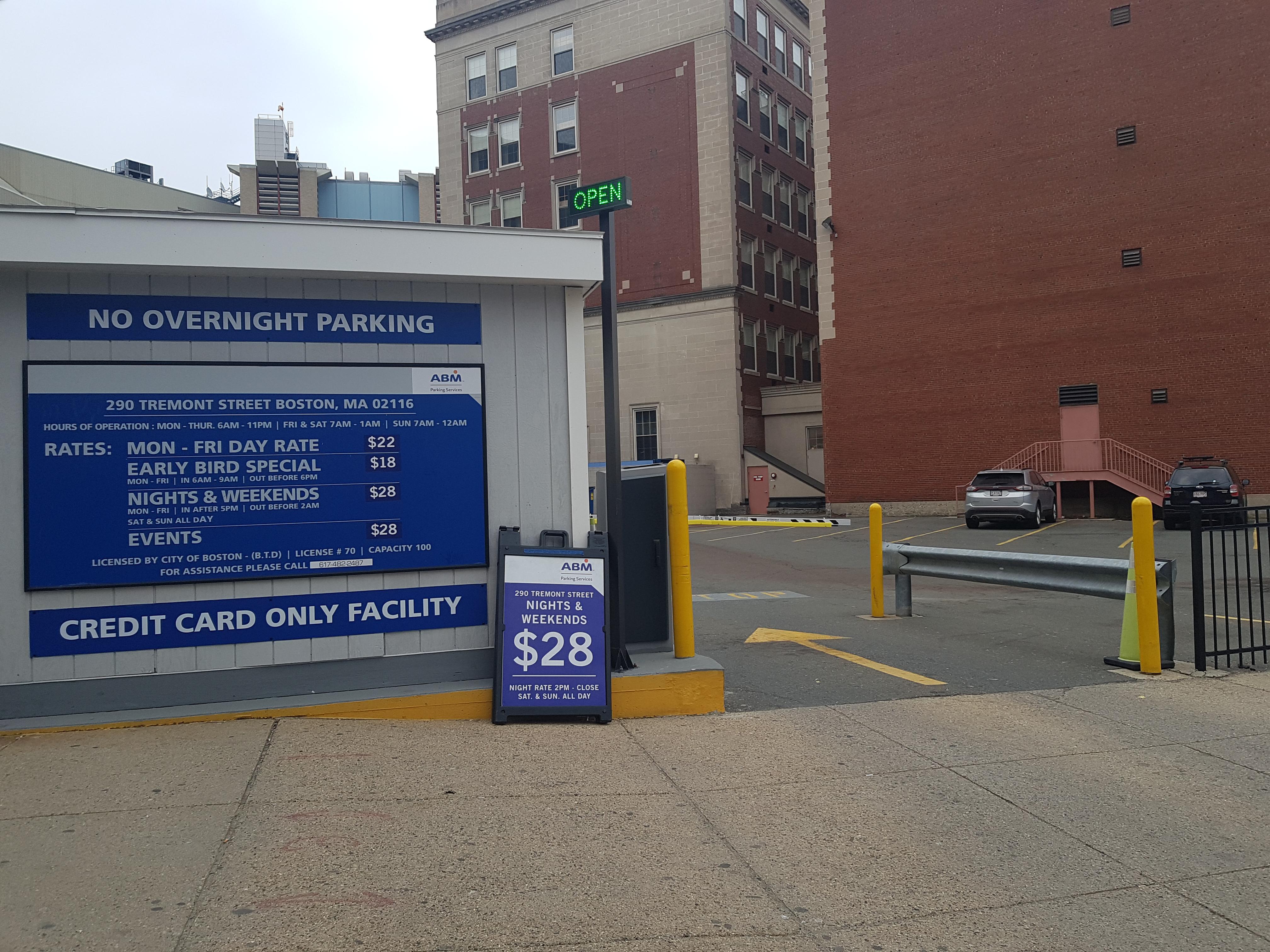 290 Tremont St Parking Parking In Boston Parkme