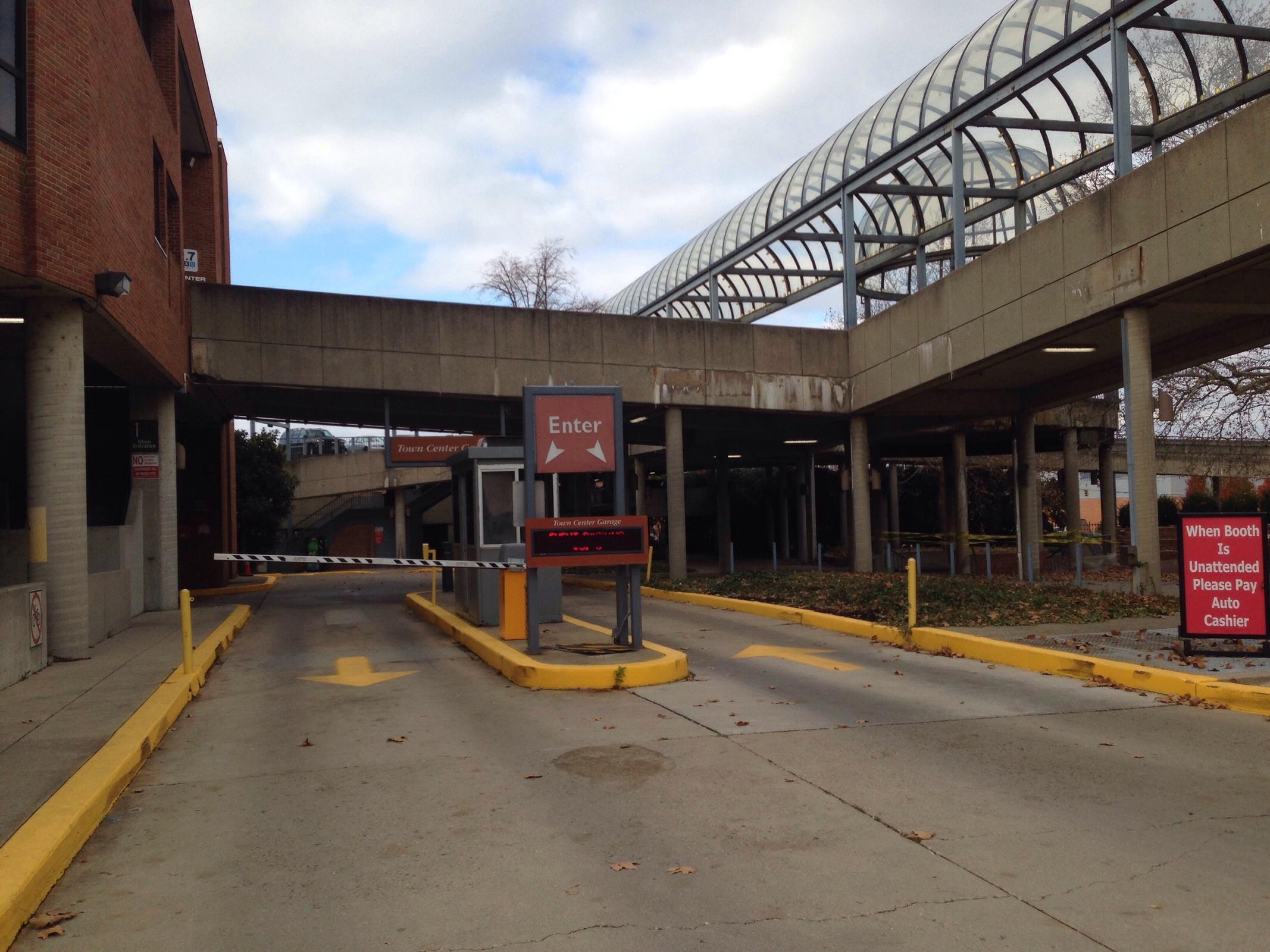 Town Center Garage Parking in Cincinnati ParkMe