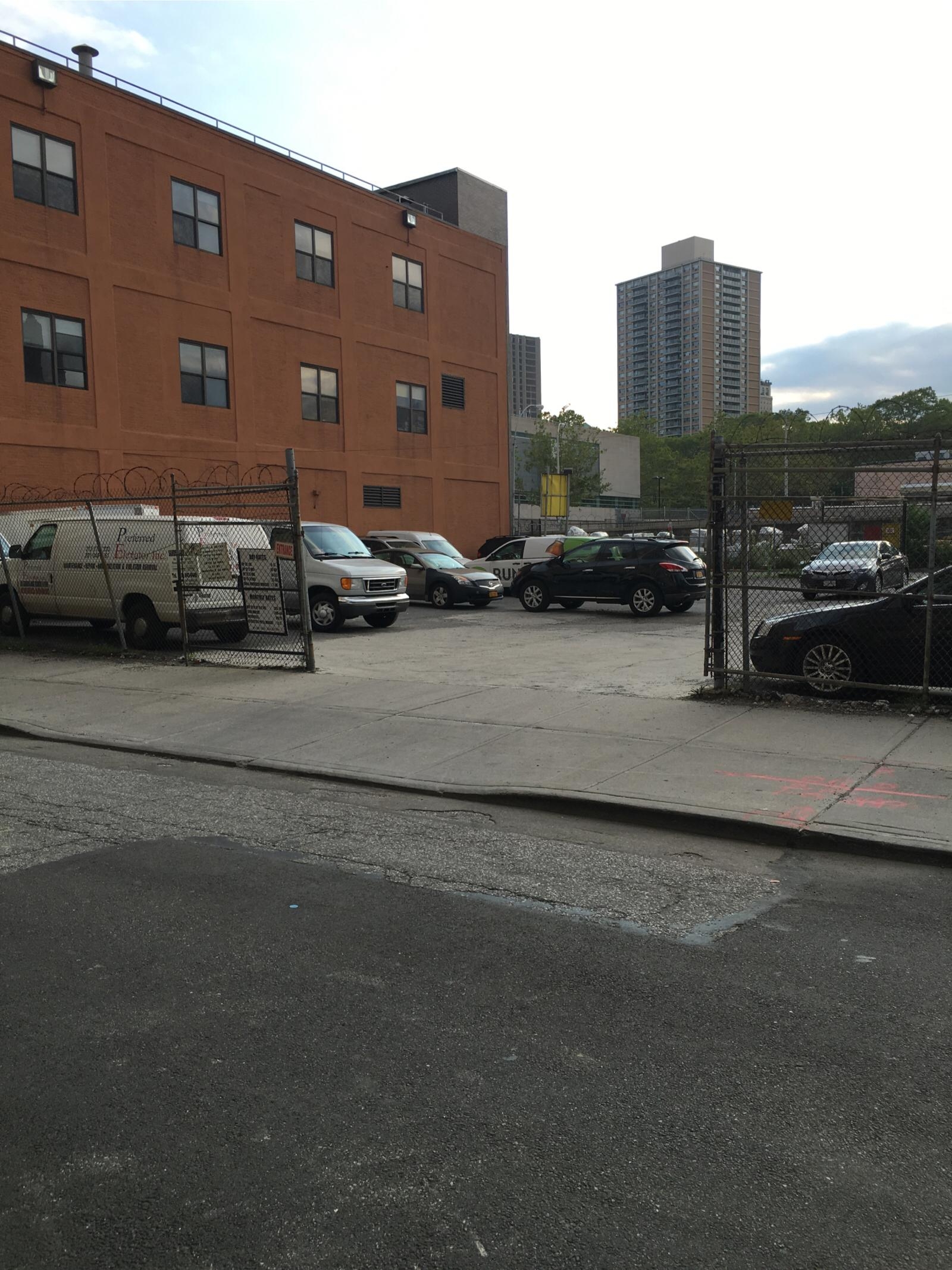 66 Sands St Parking Parking in Brooklyn ParkMe