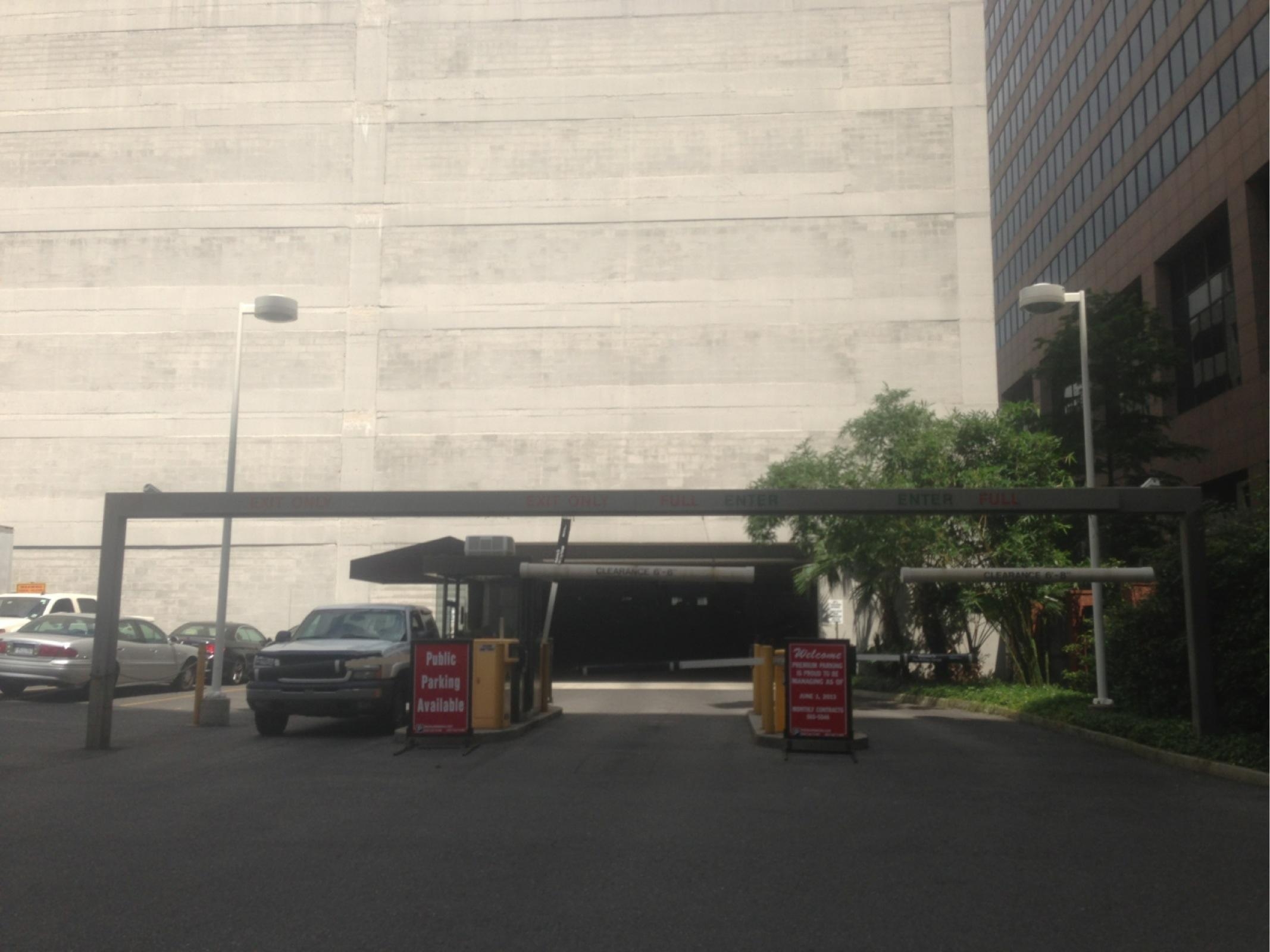 Whitney Parking Garage Parking In New Orleans Parkme