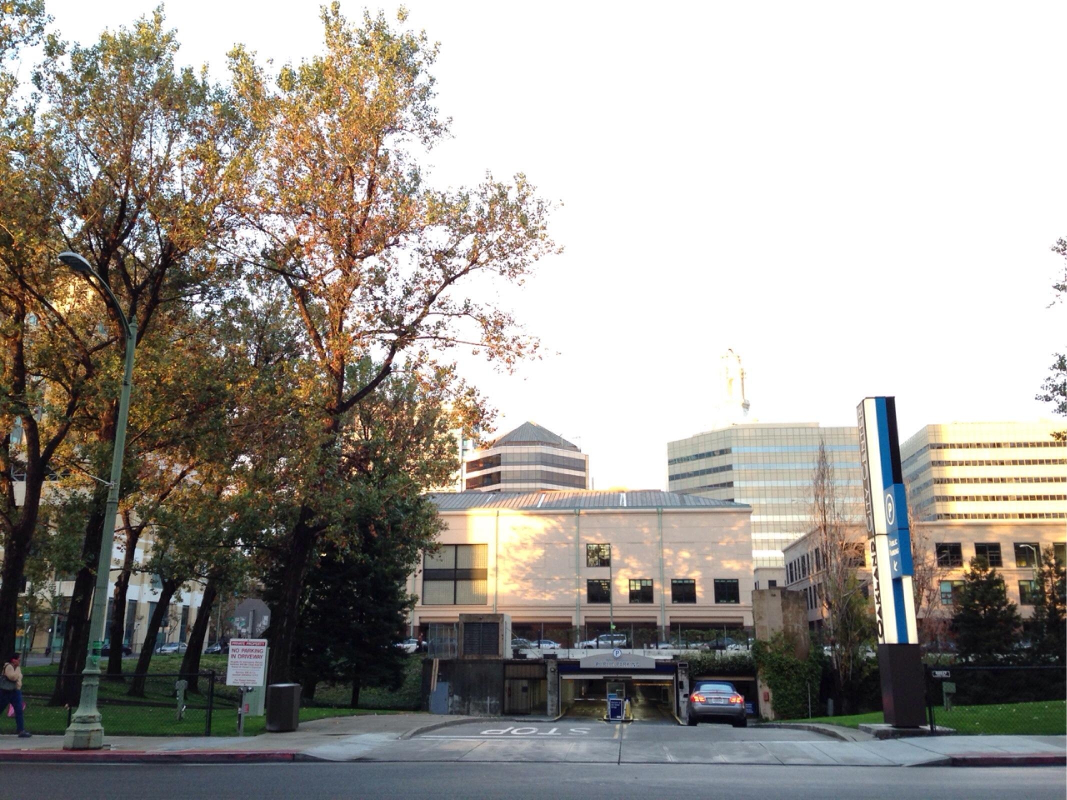 Oakland City Center Parking In Oakland Parkme