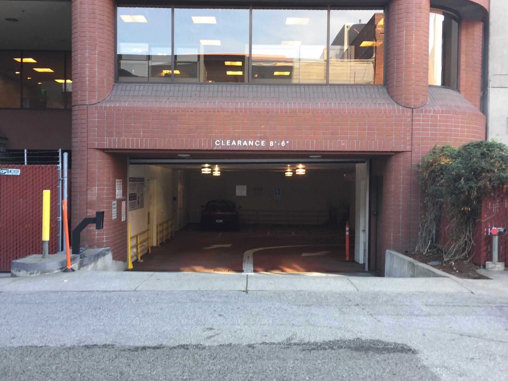 260 Townsend Street Garage Parking In San Francisco Parkme