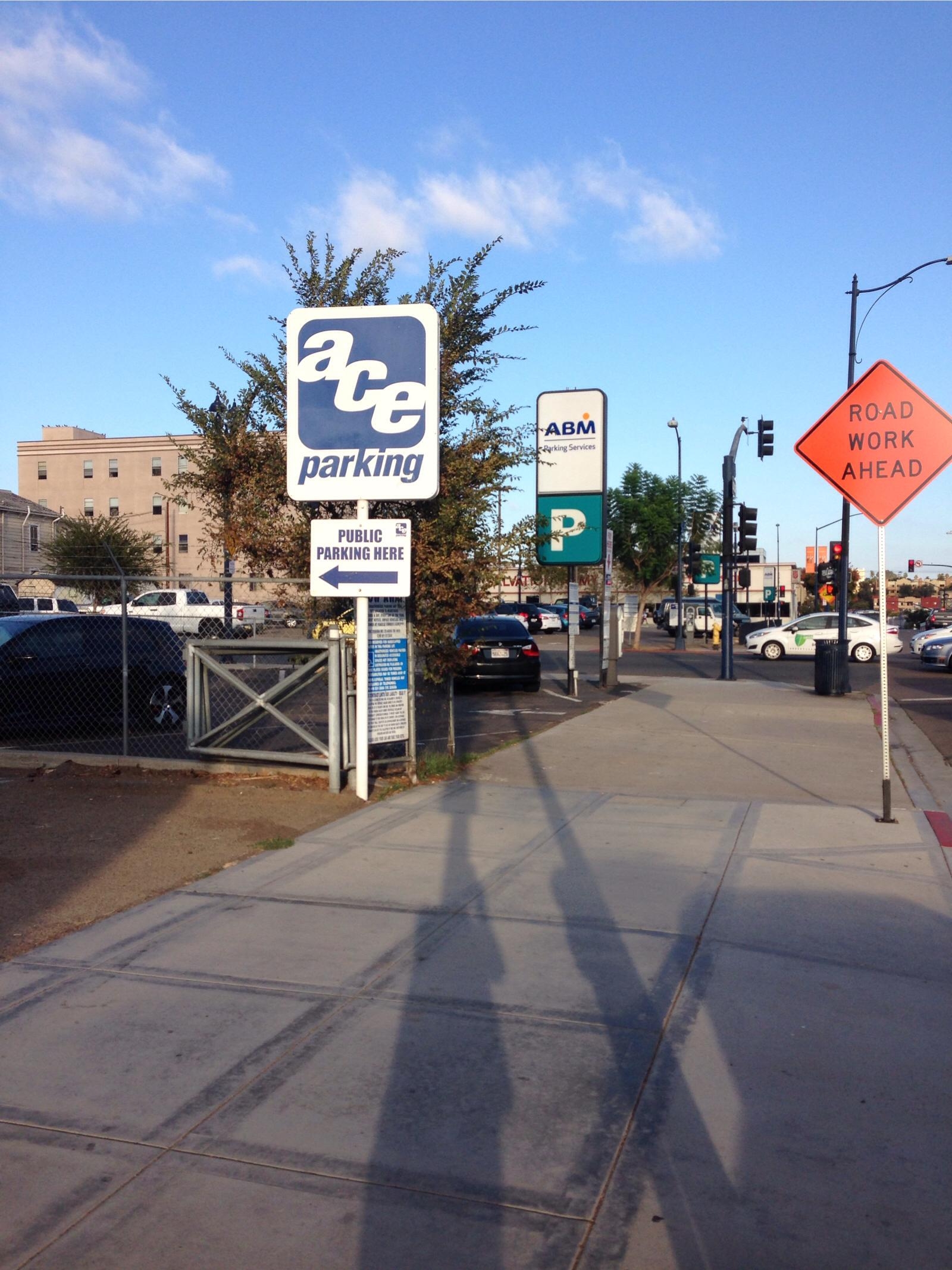 Lot 1052 Parking in San Diego ParkMe