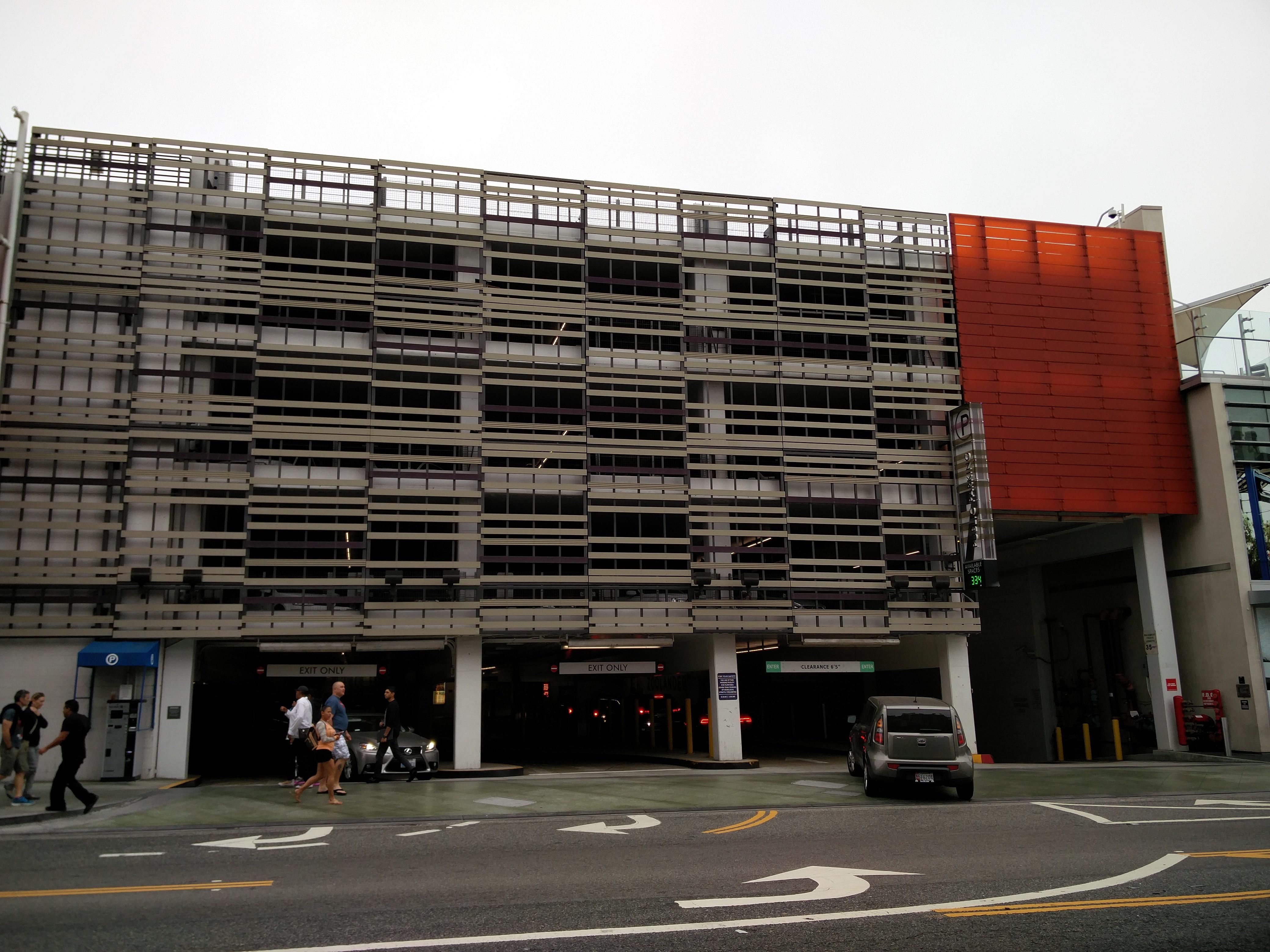 320 Broadway Garage Parking In Santa Monica Parkme