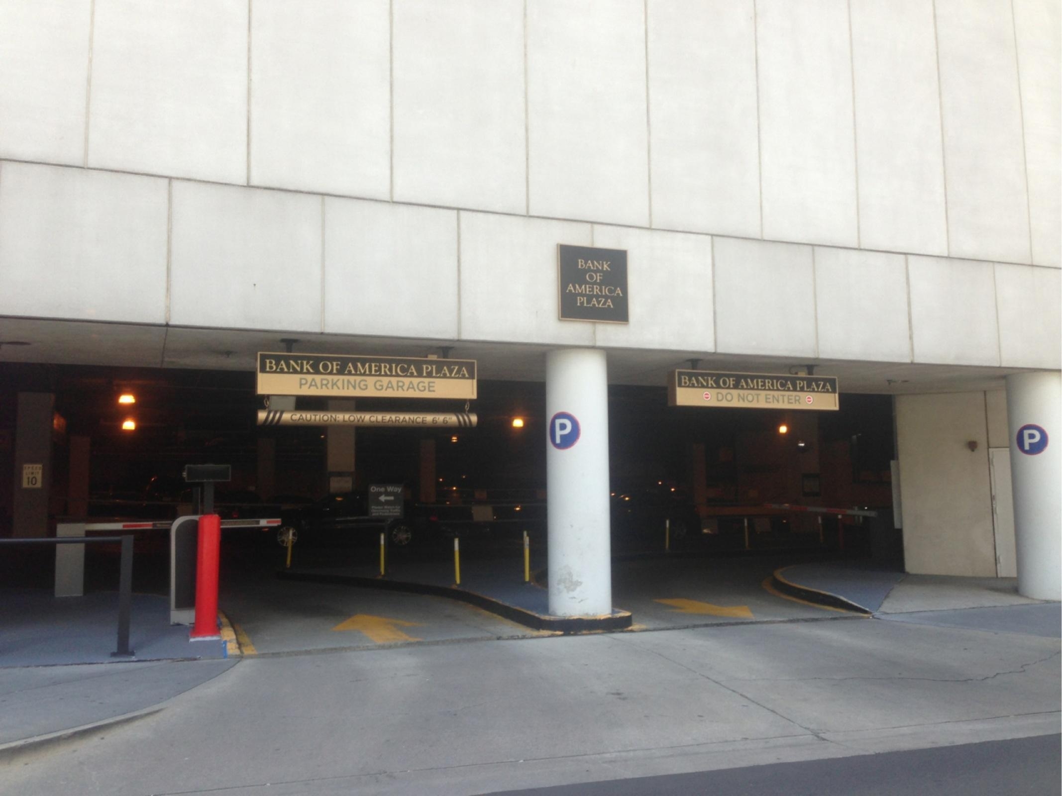 Bank Of America Plaza Parking Garage Parking In Charlotte Parkme