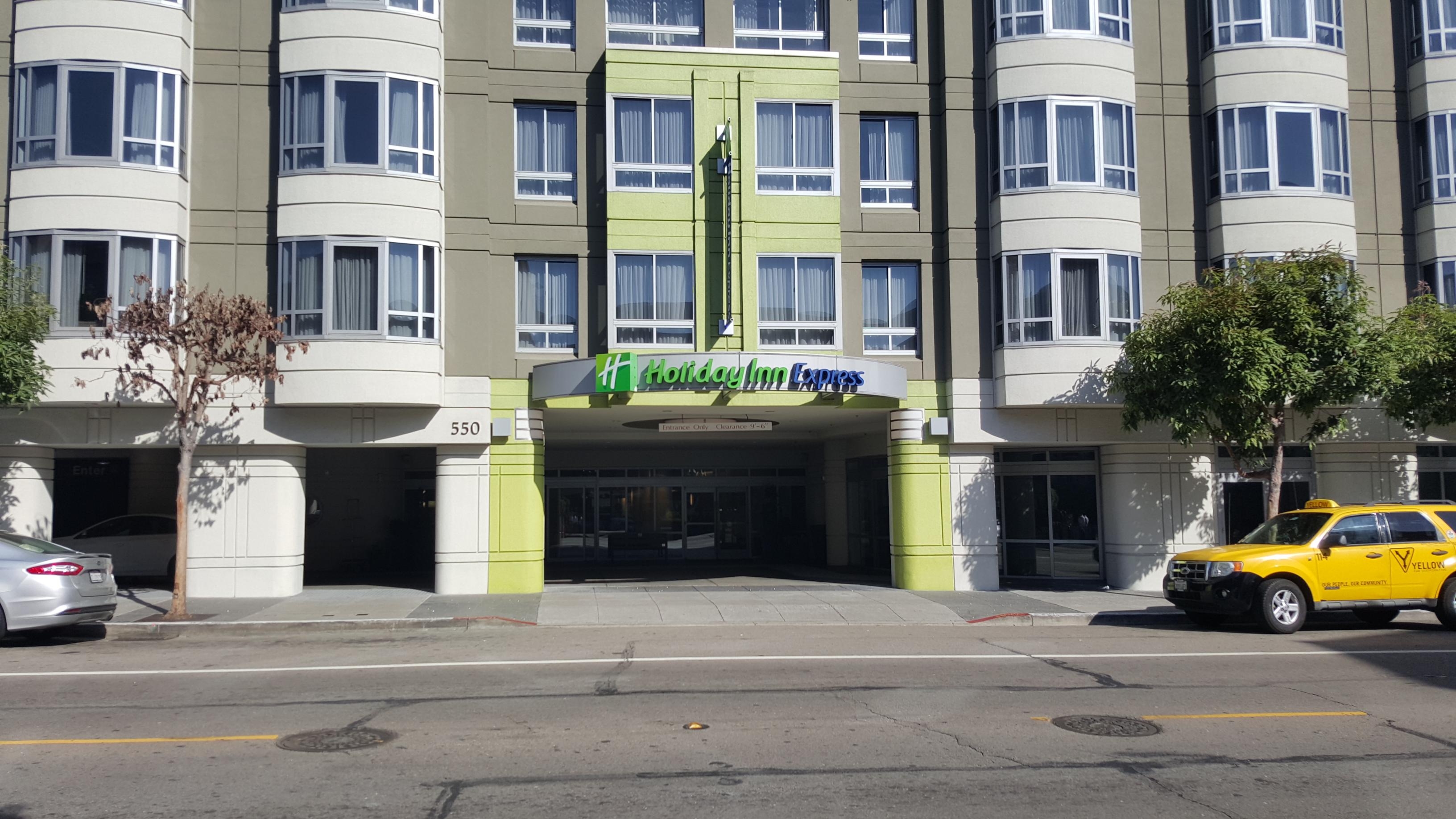 Holiday Inn Express - Parking in San Francisco | ParkMe