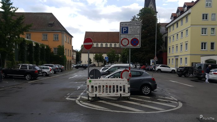 Sankt-Stephans-Platz 1 Parking - Parkplatz in Konstanz