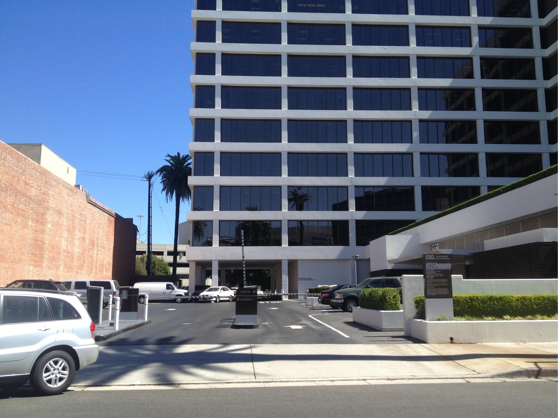 8383 Wilshire - Parking in Beverly Hills | ParkMe