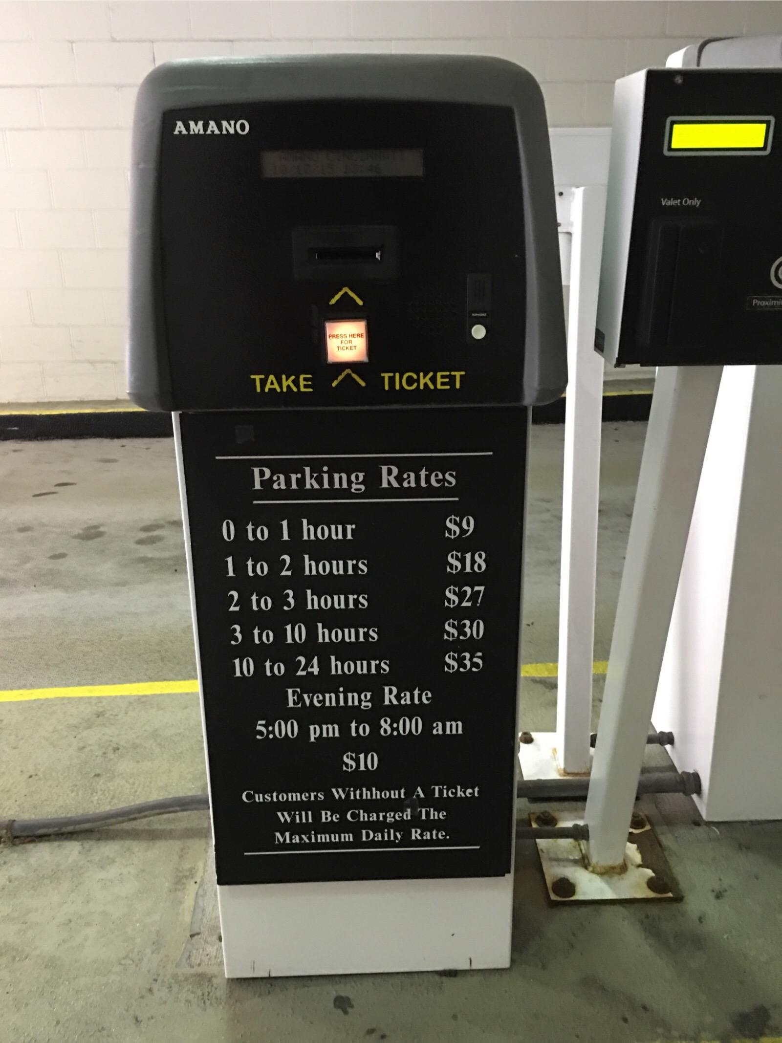 131 Dartmouth St Garage Parking in Boston ParkMe