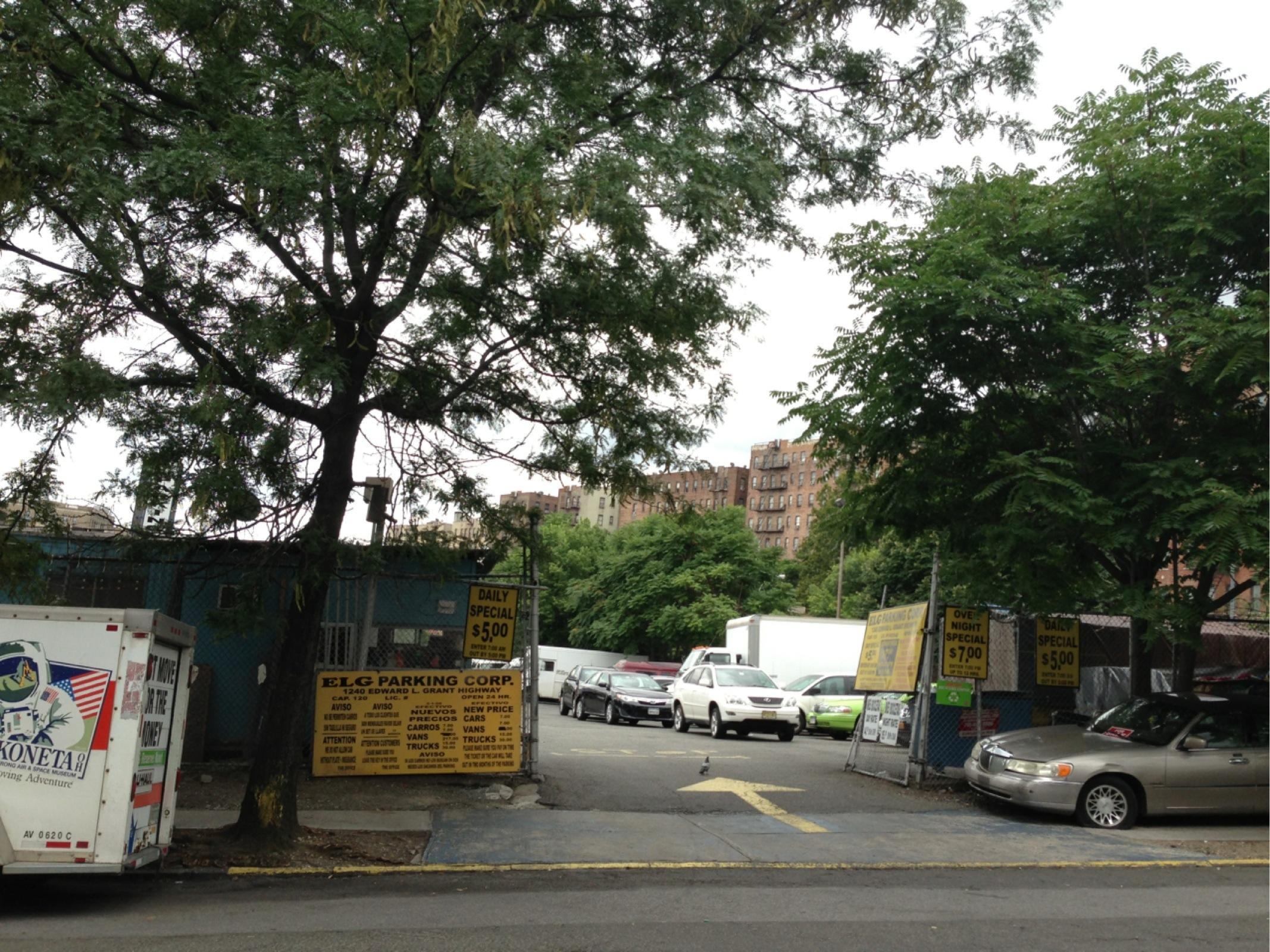 1240 Edward L Grant Hwy Parking Parking In The Bronx Parkme