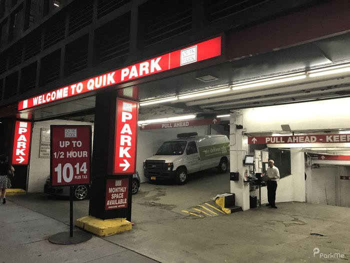 575 Lexington Ave Garage Parking In New York Parkme