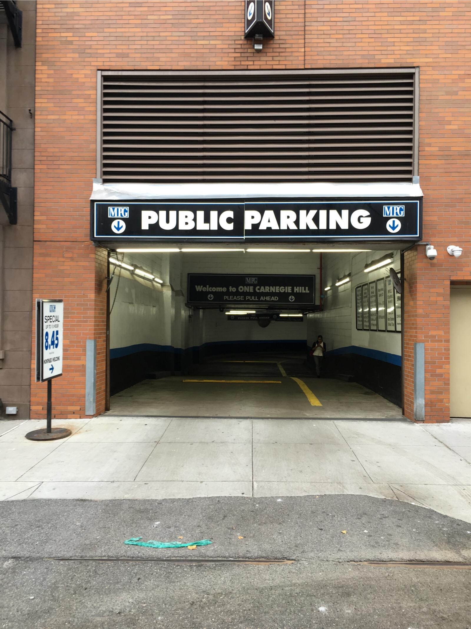 One Carnegie Hill - Parking in New York | ParkMe