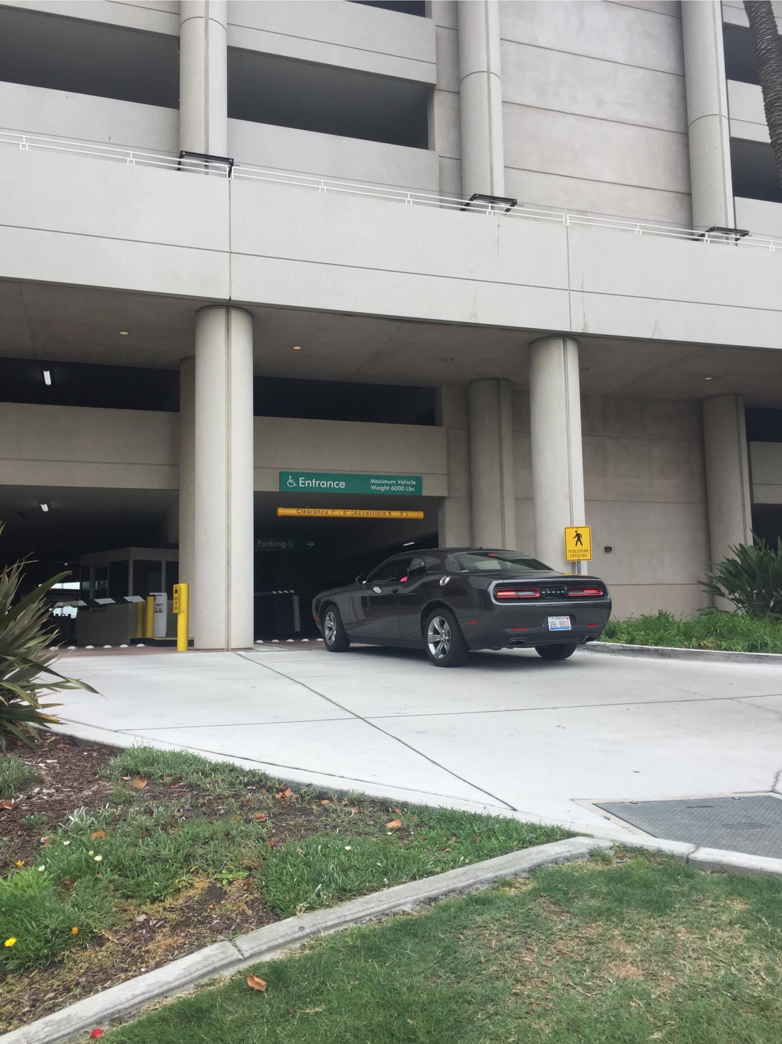 Hilton San Diego Bayfront Parking In San Diego Parkme [ 2134 x 1600 Pixel ]