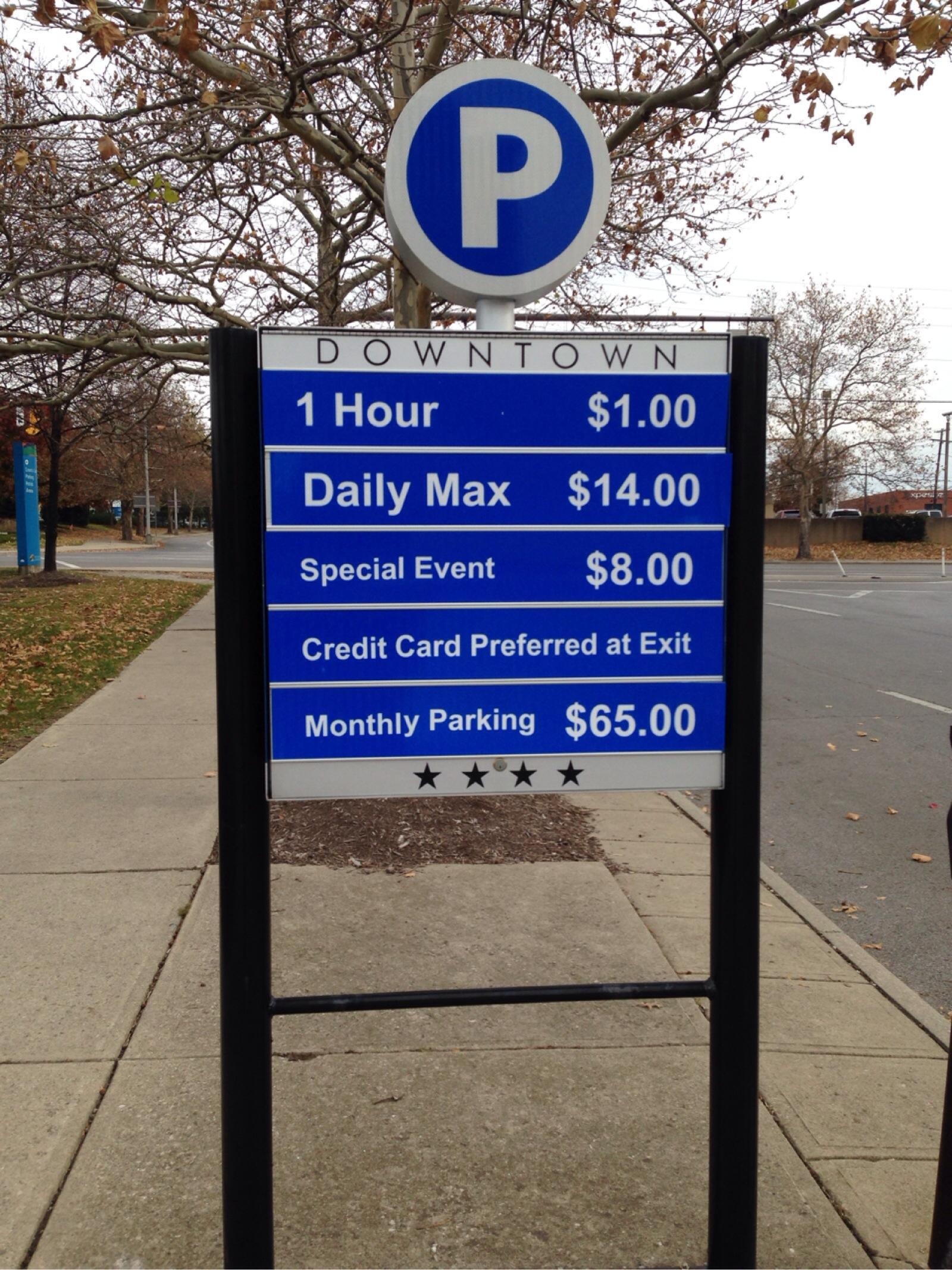 East Lot Parking in Columbus ParkMe