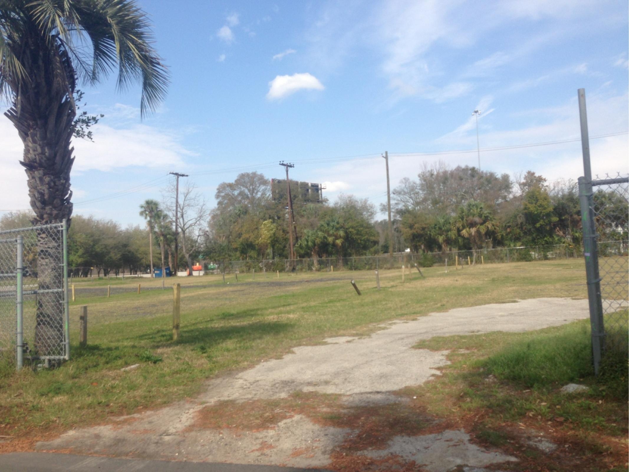 Tailgate Parking Parking in Jacksonville ParkMe