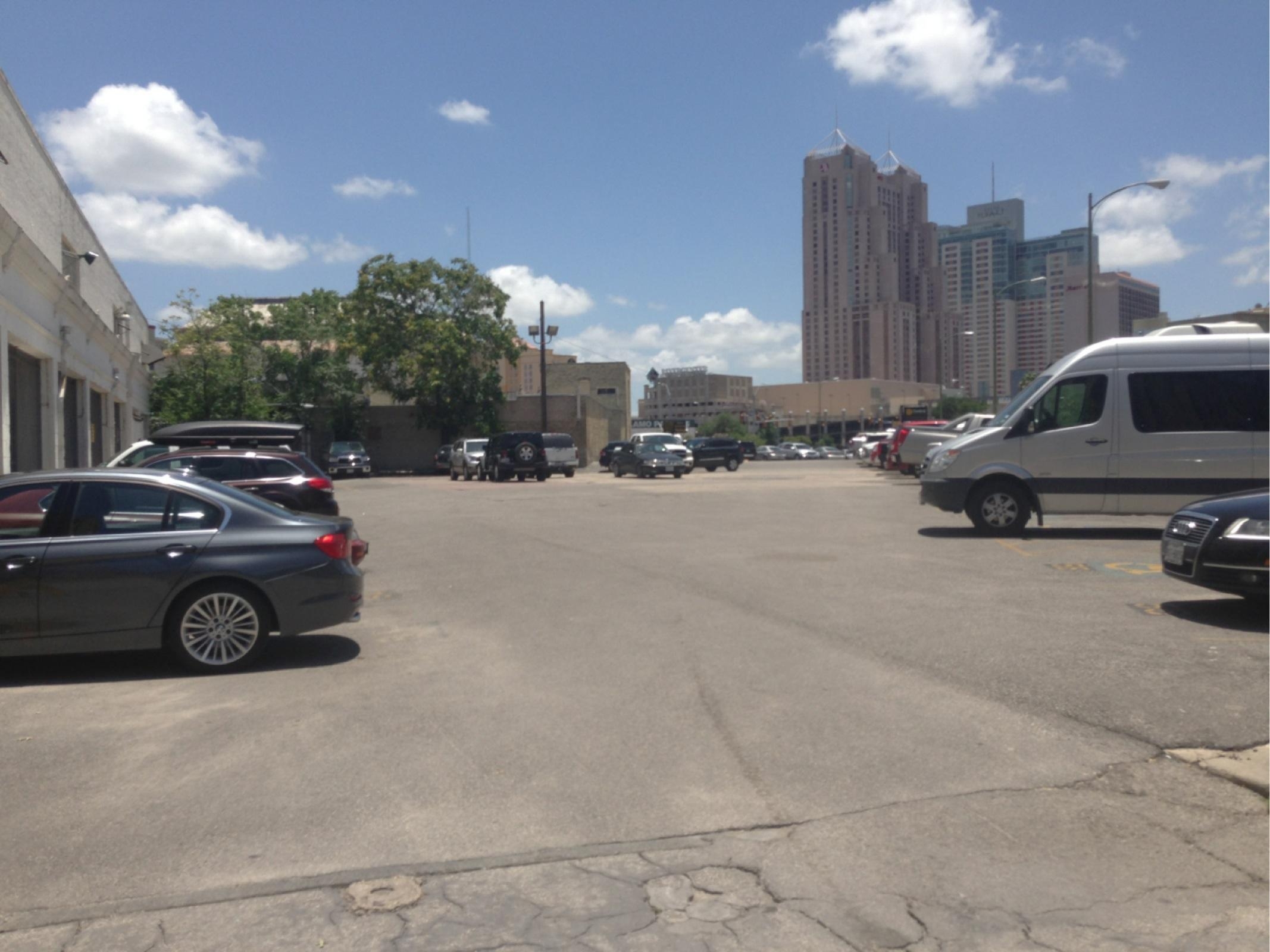 Open Lot Parking in San Antonio ParkMe