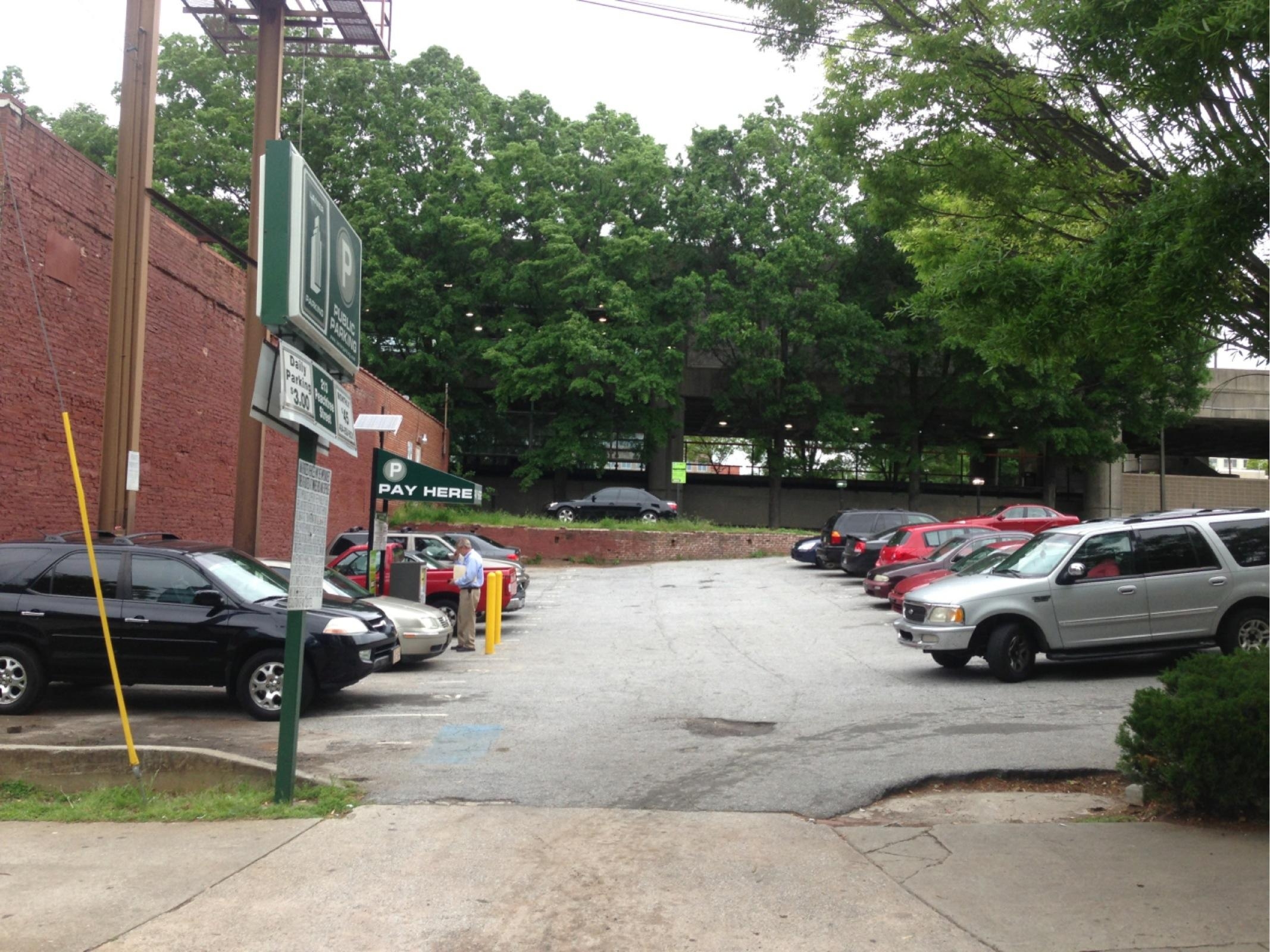 Lot 38 Parking in Atlanta ParkMe