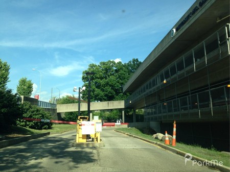 university ave garage cincinnati lot parking