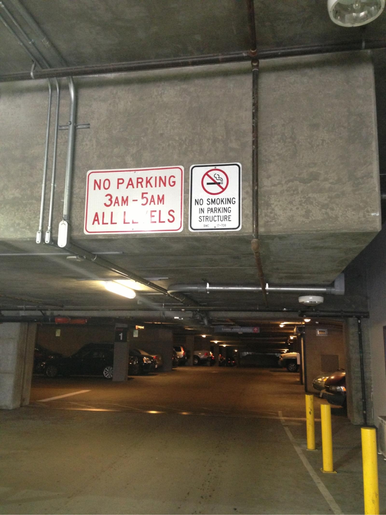 133 E Orange Grove Ave Garage - Parking In Burbank | ParkMe