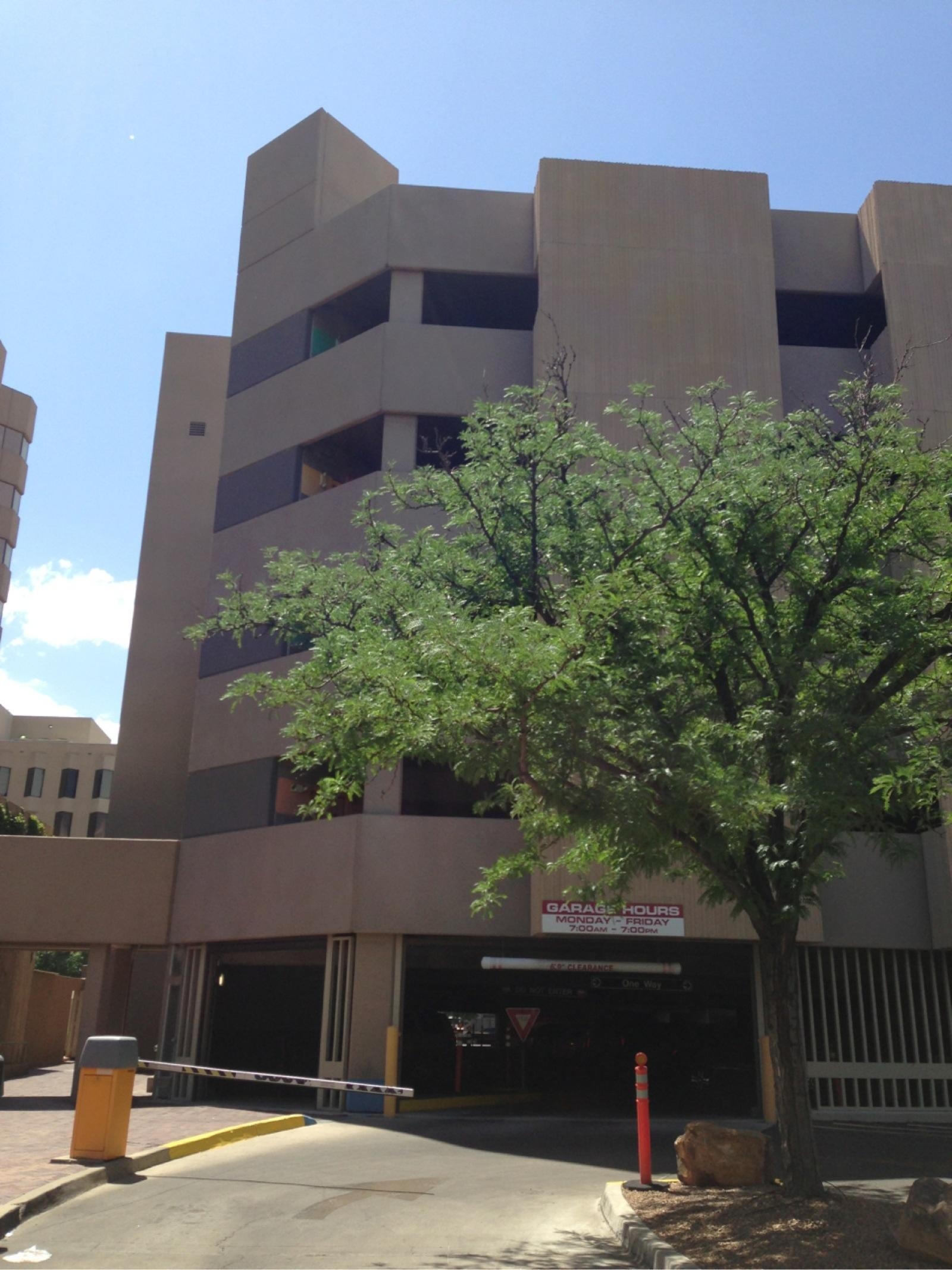 500 4th St Nw Garage Parking In Albuquerque Parkme