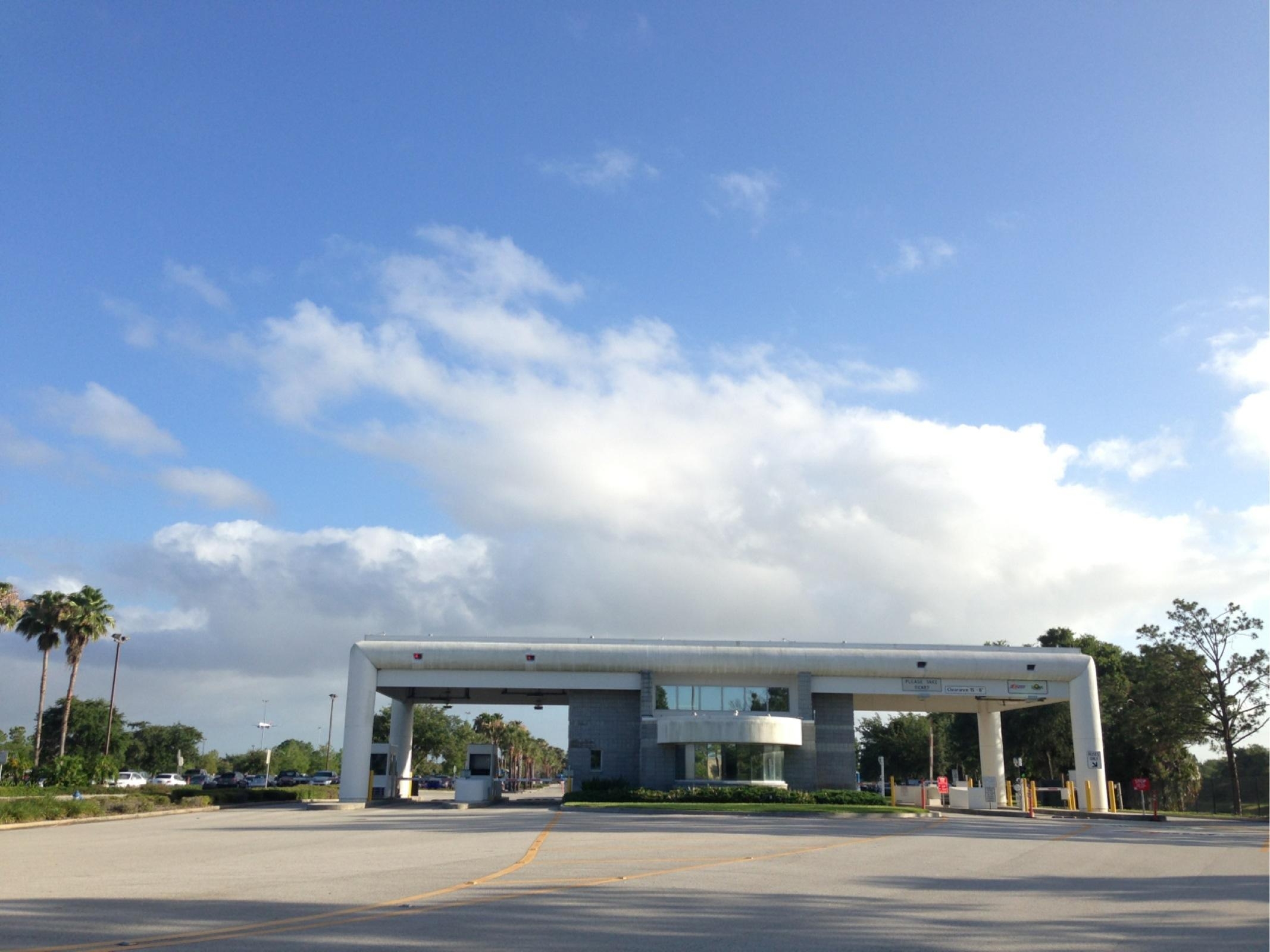 Orlando International Airport (MCO) Parking