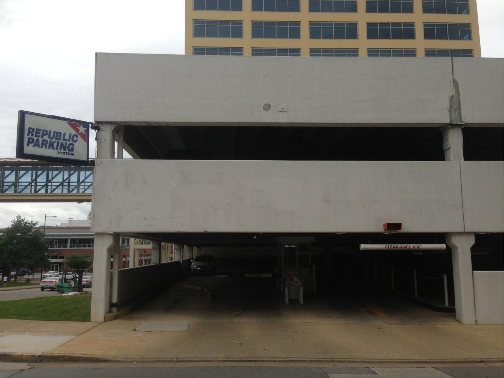 610 Pine St Garage - Parking in Chattanooga | ParkMe