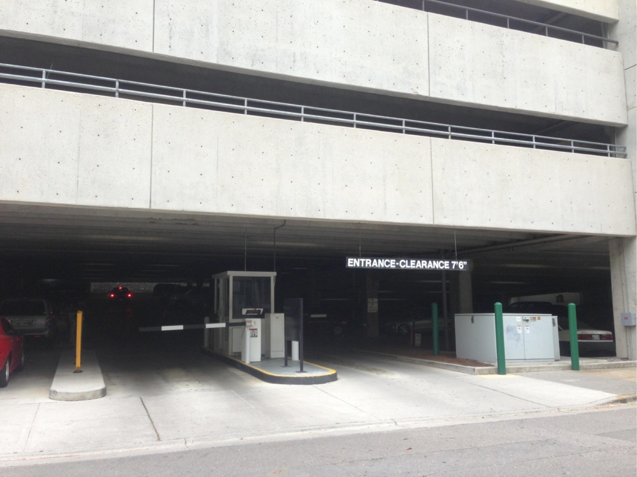 615 Walnut St Garage Parking in Chattanooga ParkMe
