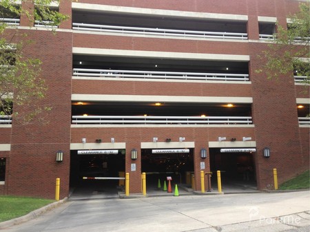 Walker Avenue Parking Deck - Parking In Greensboro 