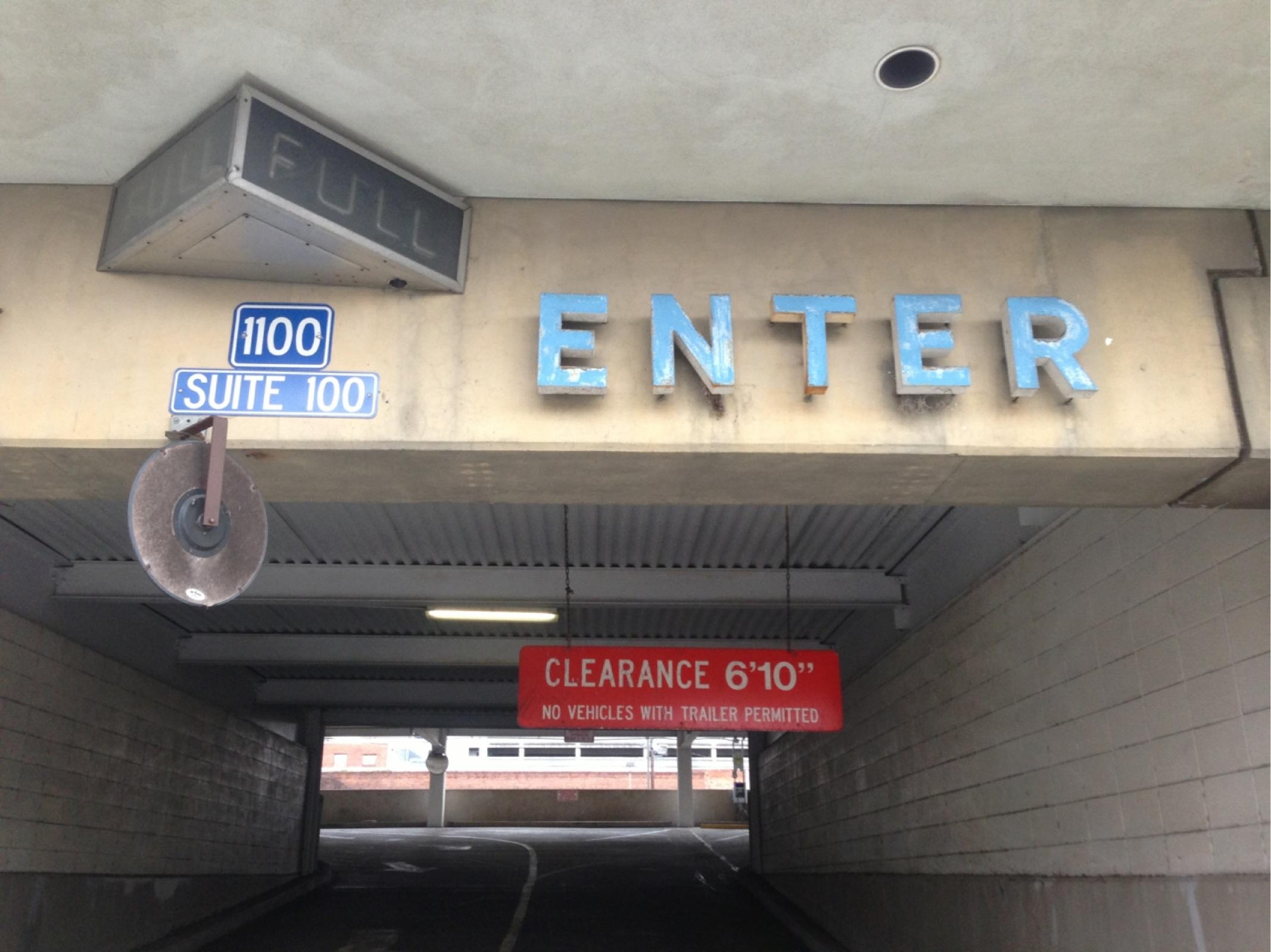 Washington Plaza Parking in Columbia ParkMe