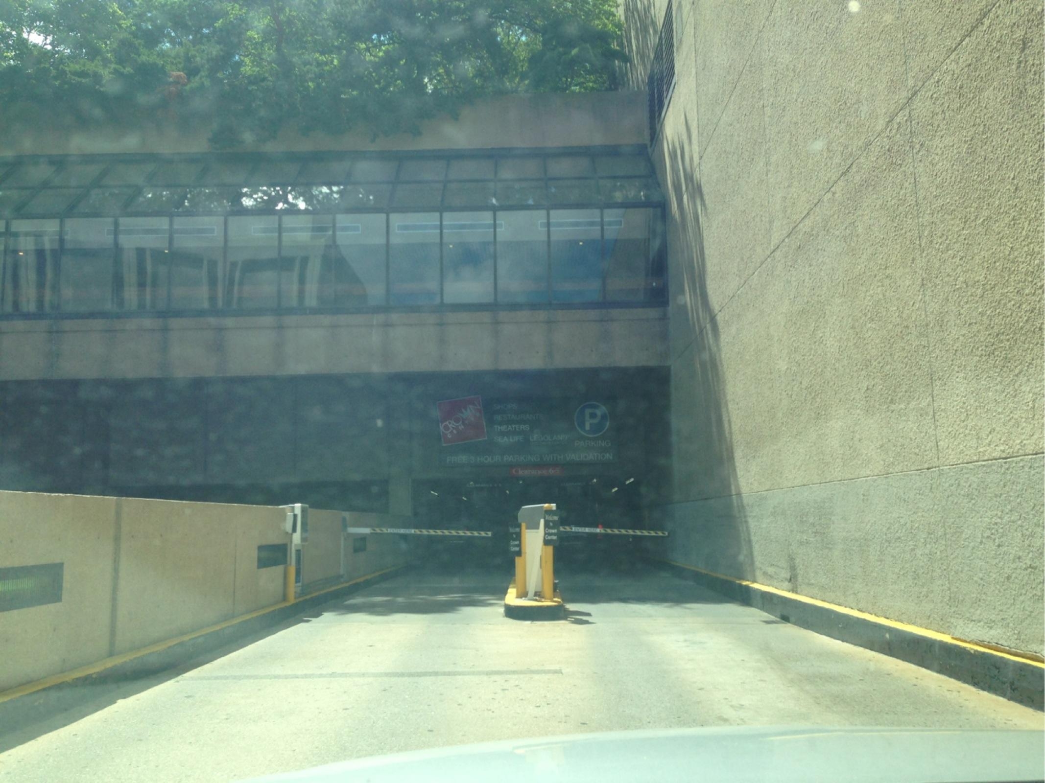 Crown Center - Parking in Kansas City | ParkMe